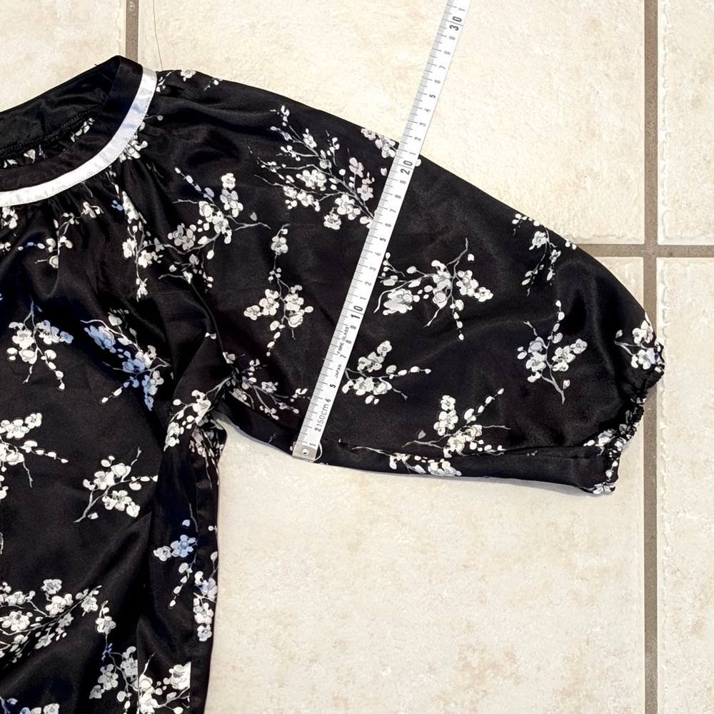 Size XL Y2K Suzy Shier Lace Up Floral Black and White Peasant Blouse Fairycore - Picture 13 of 14